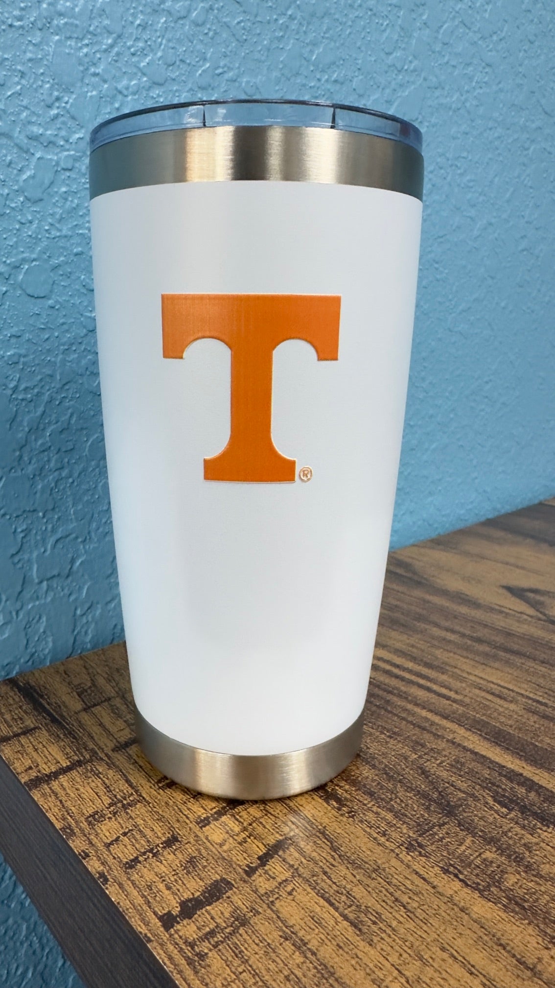 Officially Licensed 20-ounce UT Vols Power T tumbler.